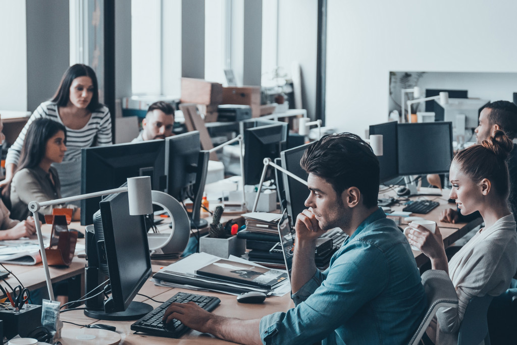 A busy office and office workers