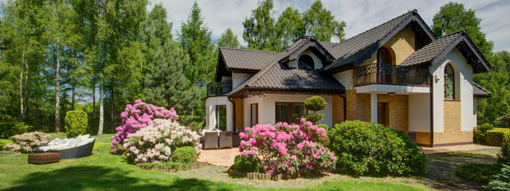 A well-maintained home landscape