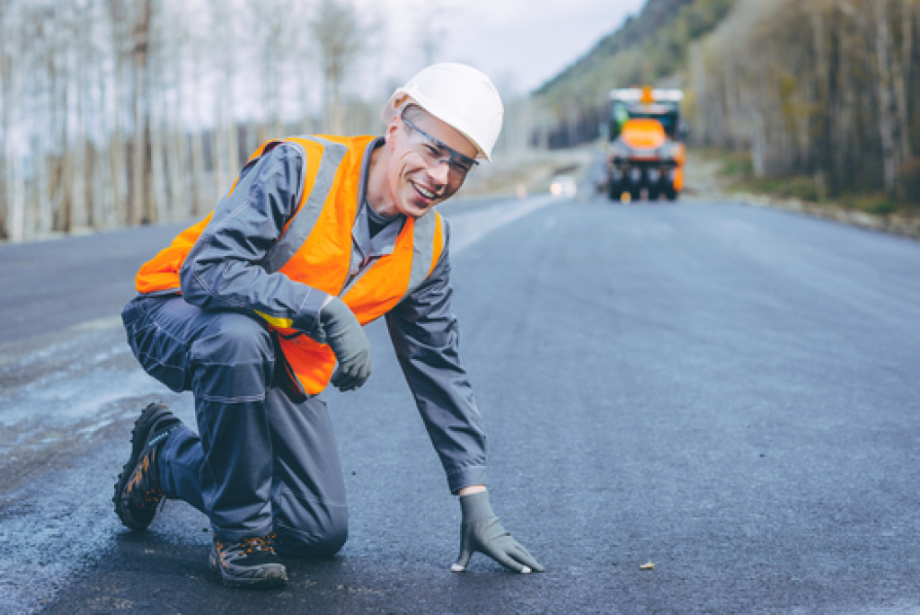 Professional pavers for road paving business