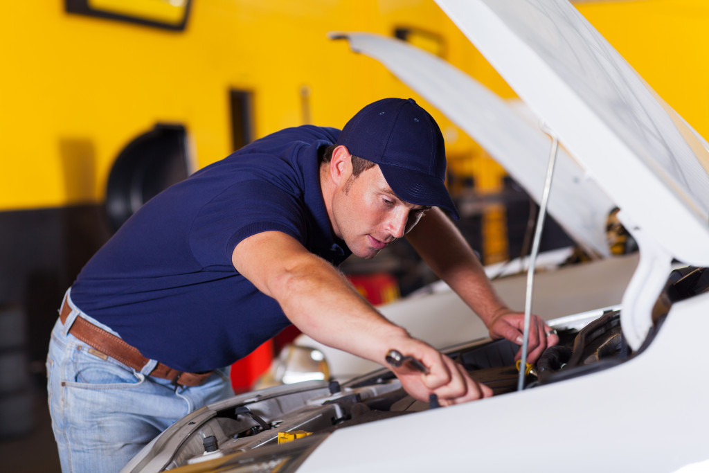 Auto mechanic at work